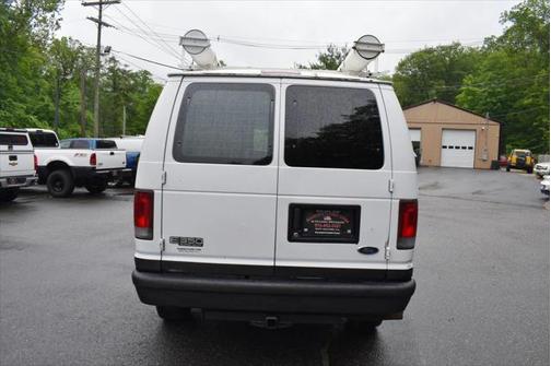 2003 Ford E350 Super Duty Base