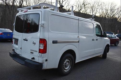 2014 Nissan NV Cargo NV2500 HD S V6