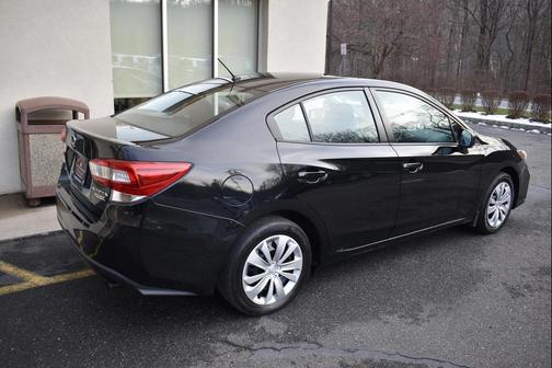 2017 Subaru Impreza 2.0i