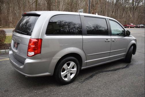 2013 Dodge Grand Caravan SE