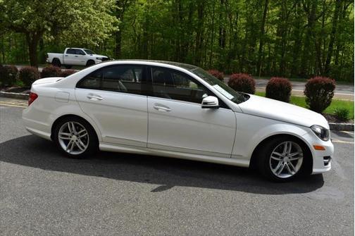 2013 Mercedes-Benz C-Class C 300 4MATIC Luxury