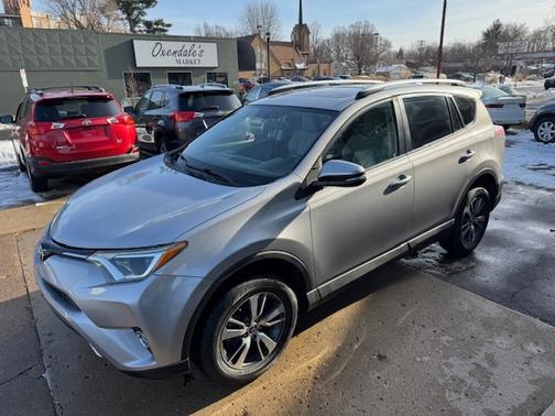 2016 Toyota RAV4 XLE