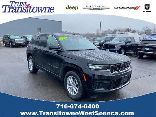 2023 Jeep Grand Cherokee Laredo