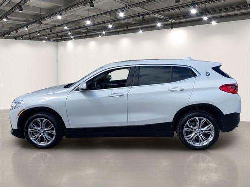 Mineral White Metallic 2020 BMW X2 xDrive28i