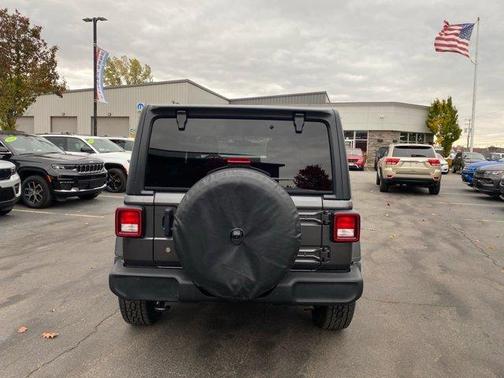 2018 Jeep Wrangler Unlimited Sport