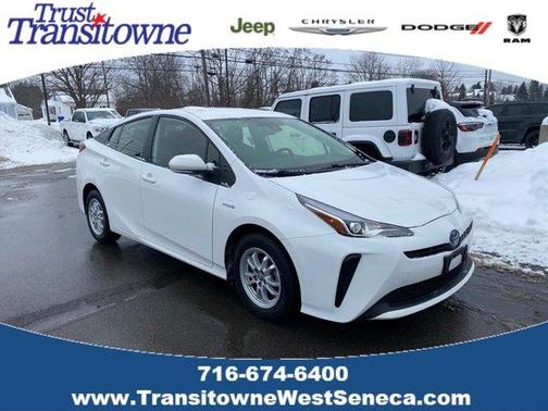 2019 Toyota Prius XLE