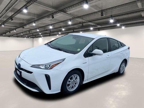 2019 Toyota Prius XLE