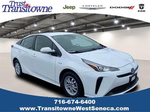 2019 Toyota Prius XLE