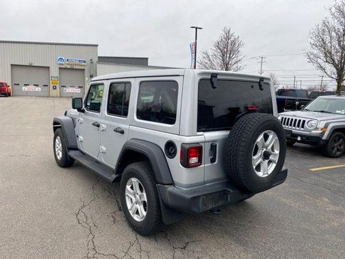 2022 Jeep Wrangler Unlimited Sport