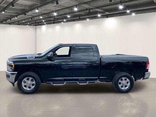 Diamond Black 2021 RAM 2500 Tradesman