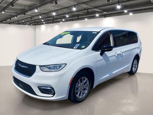 Bright White Clearcoat 2024 Chrysler Pacifica Touring-L