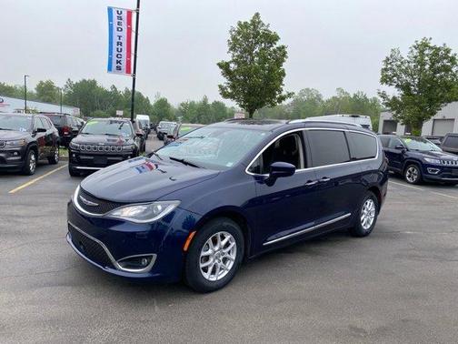 2020 Chrysler Pacifica Touring-L