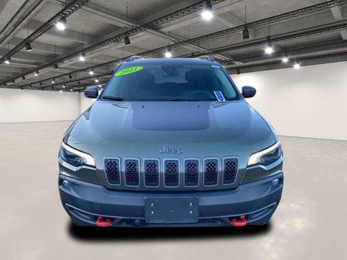 2021 Jeep Cherokee Trailhawk