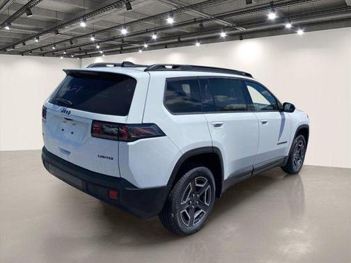 Bright White Clearcoat 2026 Jeep Cherokee LAREDO/LIMITED