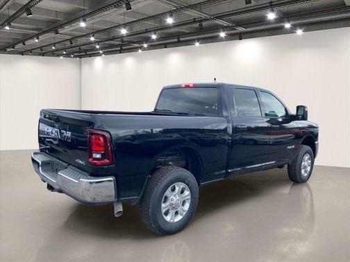 Diamond Black 2026 RAM 2500 Big Horn