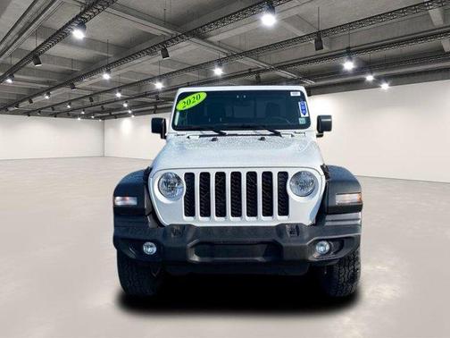 2020 Jeep Gladiator Sport
