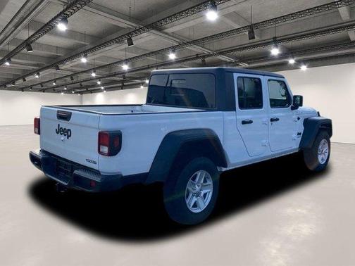 2020 Jeep Gladiator Sport