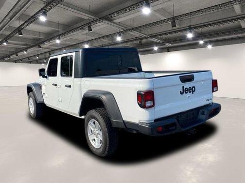 2020 Jeep Gladiator Sport
