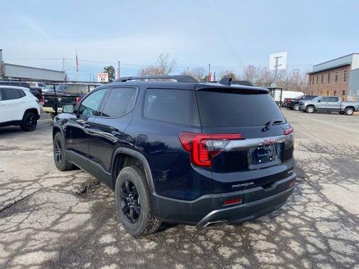 2021 GMC Acadia AT4