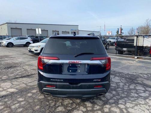 2021 GMC Acadia AT4