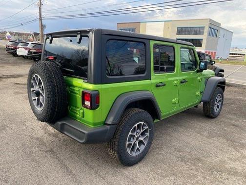 2025 Jeep Wrangler Sport