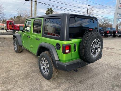 2025 Jeep Wrangler Sport