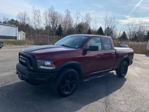 Delmonico Red Pearlcoat 2019 RAM 1500 Classic Warlock
