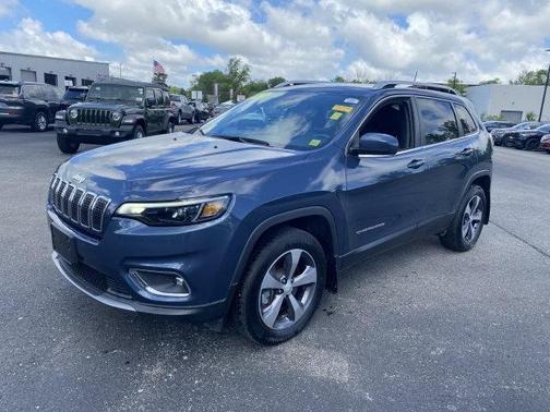 Photo 3 of 26 of 2019 Jeep Cherokee Limited