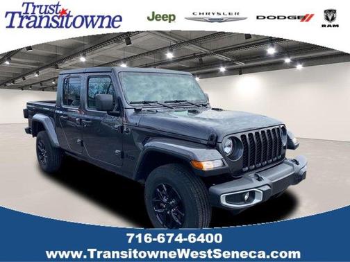 2022 Jeep Gladiator Sport