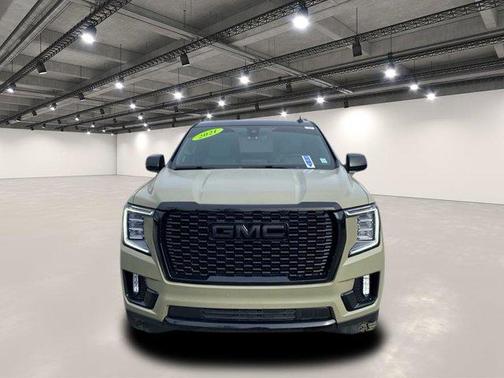 2021 GMC Yukon XL SLT