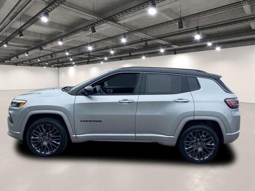 2022 Jeep Compass Altitude