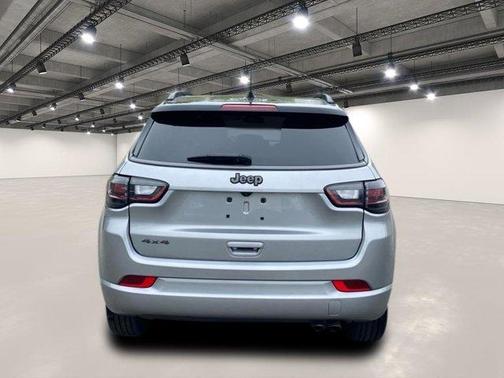 2022 Jeep Compass Altitude