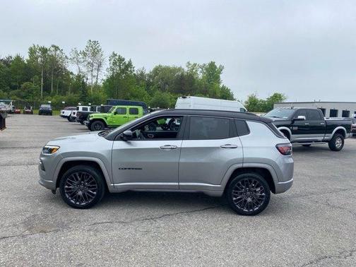2022 Jeep Compass Altitude