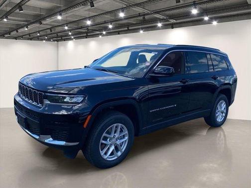 Diamond Black 2026 Jeep Grand Cherokee L Laredo