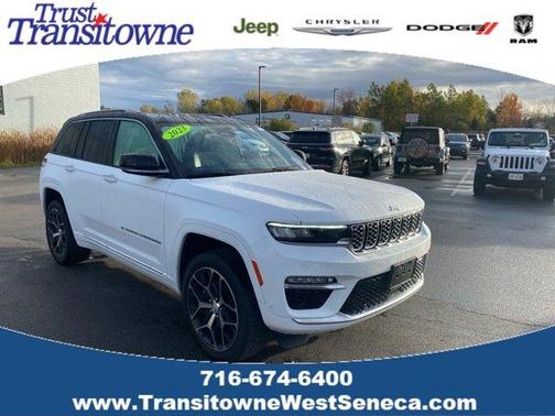 2023 Jeep Grand Cherokee Summit