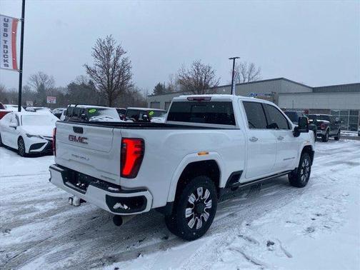 2024 GMC Sierra 2500 Denali