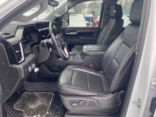 Summit White 2024 GMC Sierra 2500 Denali
