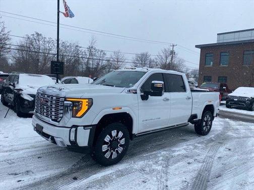 2024 GMC Sierra 2500 Denali