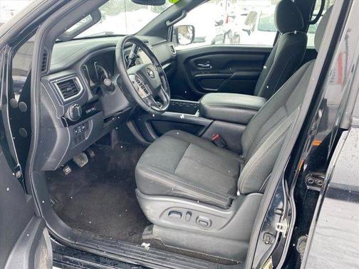 2019 Nissan Titan SV