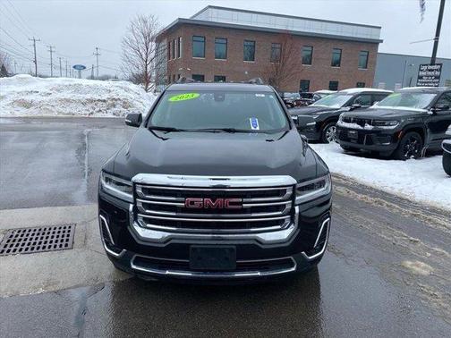 2023 GMC Acadia SLT