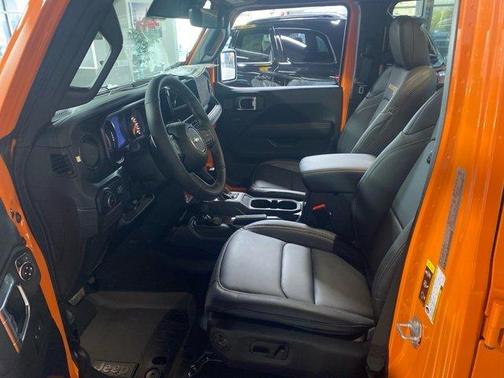 2025 Jeep Wrangler Rubicon 392