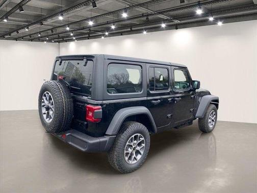 Black Clearcoat 2026 Jeep Wrangler Sport