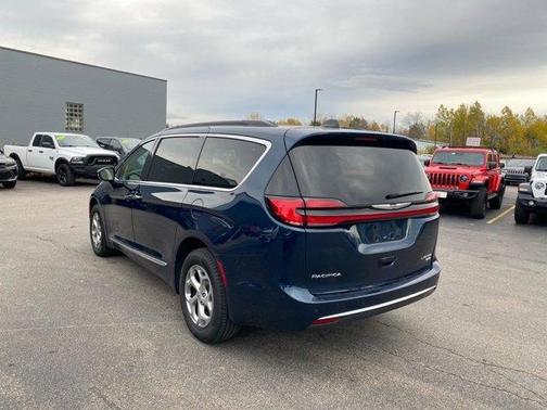 2023 Chrysler Pacifica Limited