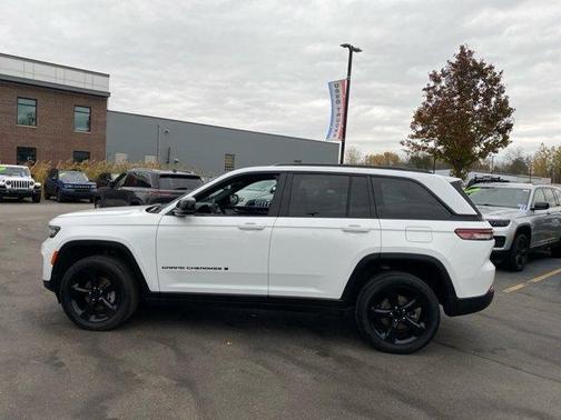 2023 Jeep Grand Cherokee Altitude