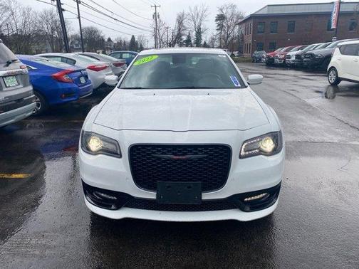 2022 Chrysler 300 S