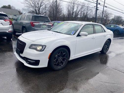 2022 Chrysler 300 S