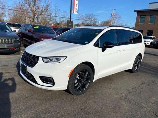 2023 Chrysler Pacifica Limited