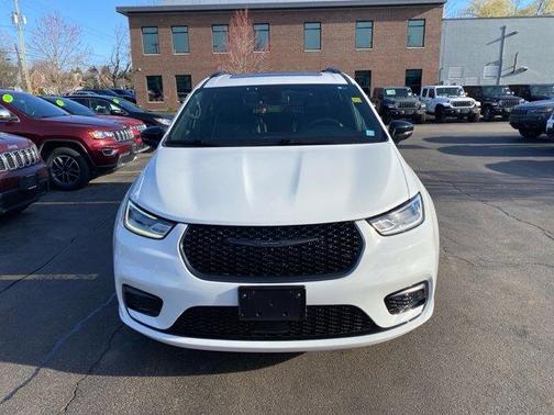 2023 Chrysler Pacifica Limited