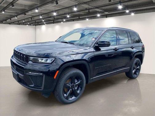 Diamond Black 2026 Jeep Grand Cherokee Limited
