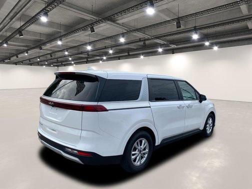 2022 Kia Carnival LXS